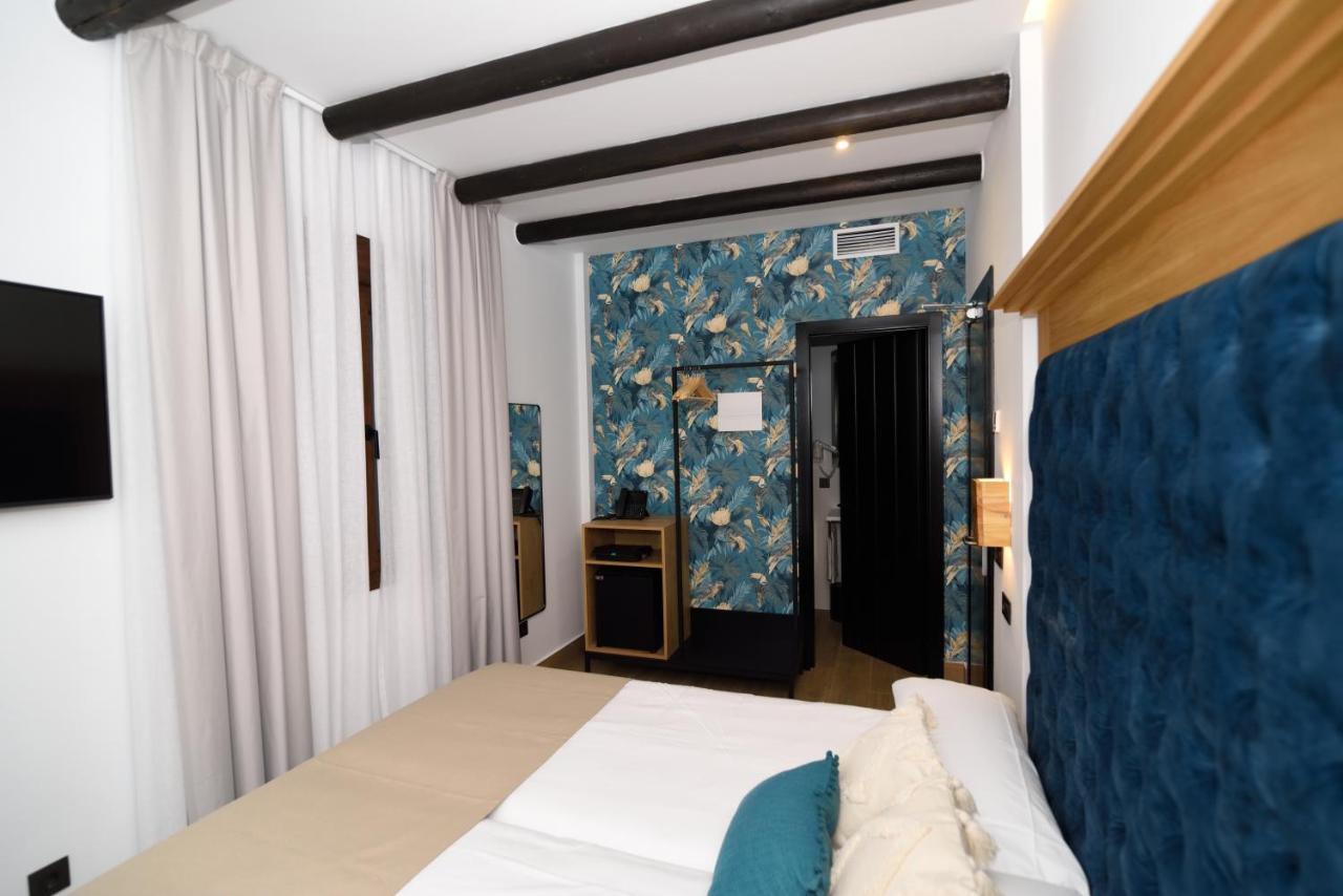 Hostal Rural Santa Habitaciones Aldea DEl Rocío Dış mekan fotoğraf