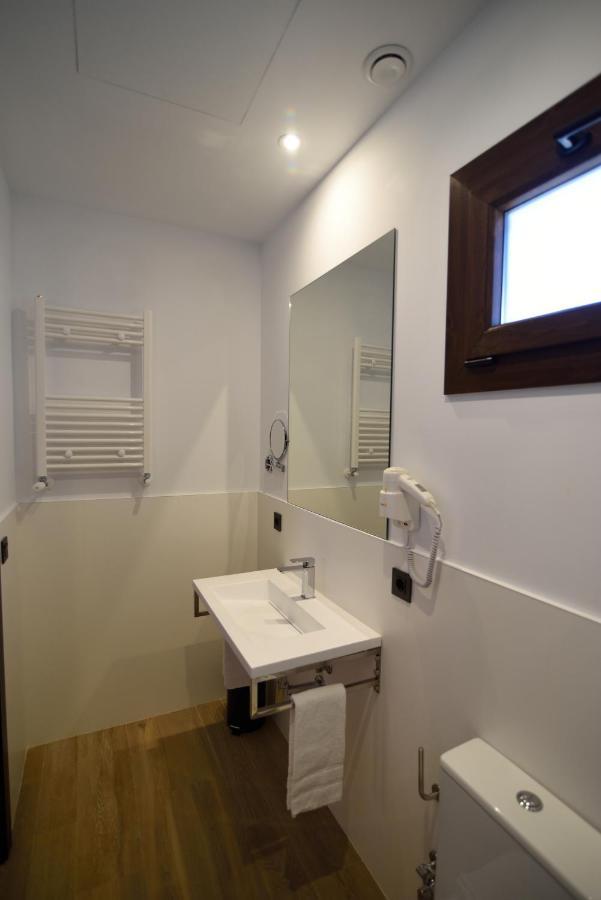 Hostal Rural Santa Habitaciones Aldea DEl Rocío Dış mekan fotoğraf