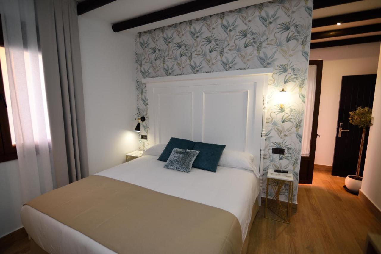 Hostal Rural Santa Habitaciones Aldea DEl Rocío Dış mekan fotoğraf